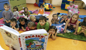 الحكاية الشعبية وادب الاطفال( دراسة في محاولة استلهام التراث الشعبي في الكتابة للطفل )