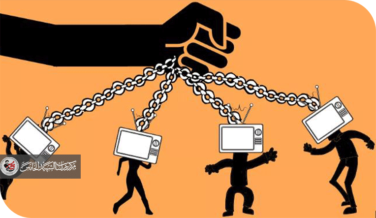 التضليل الإعلامي وإسقاط النظام السياسي في العراق: البروباغندا والتلاعب بالعقول