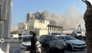 نعامات بهيئة بشر