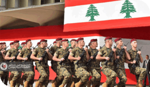 أمريكا تحاصر الجيش... وتُعَايره بالعمل بالقمامة والمطاعم!