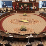 السفراء الجدد المقعد الشاغر في المبنى الأنيق