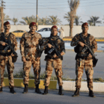 تغريدة سافايا وأساطير “رسائل اليونان”: حين يبيع تاجر القنب “بروباغندا” الهروب لترامب