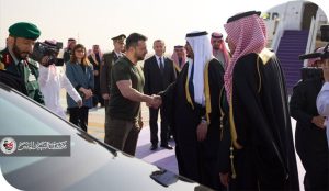زيلينسكي يطرق أبواب الخليج شريك أم تاجر أزمات؟