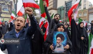 الايرانيون في الحرب يستخدمون حتى القمامة ... بوصلة المواقف ...