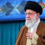 الإمام الخامنئي.. سيرة قائد طبعت أربعة عقود من تأريخ إيران والمنطقة..