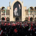 استفتاء الملايين في رحيل القائد: الحشود التي أذهلت ترامب وكذّبت رهاناته